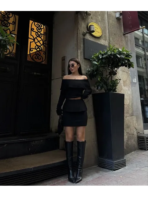 Kadın Straplez , Madonna , Carmen Yaka Croplu Mini Etekli İkili Alt-üst Takım Triko - Siyah