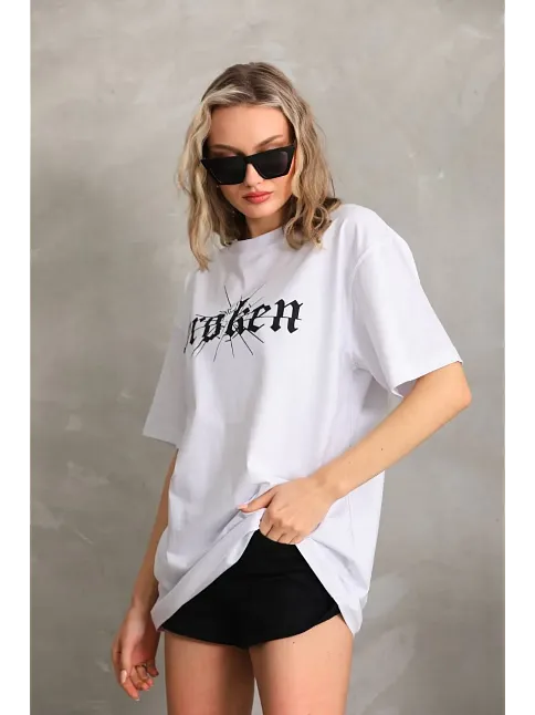 Kadın Kısa Kol Yazlık Tişört Bisiklet Yaka Baskılı Oversize T-shirt - Beyaz