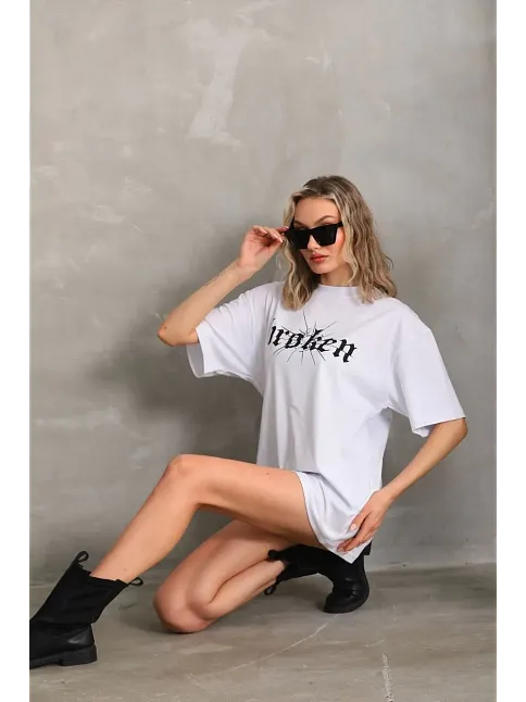 Kadın Kısa Kol Yazlık Tişört Bisiklet Yaka Baskılı Oversize T-shirt - Beyaz