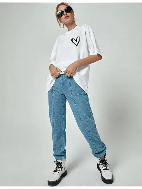 Kadın Tişort Kalp Baskılı Bisiklet Yaka Kısa Kol T-shirt - Beyaz