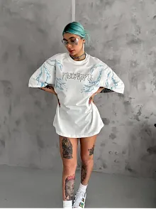 Kadın Tişort Bisiklet Yaka Yıldırım Şimşek Baskılı Kısa Kol T-shirt - Beyaz