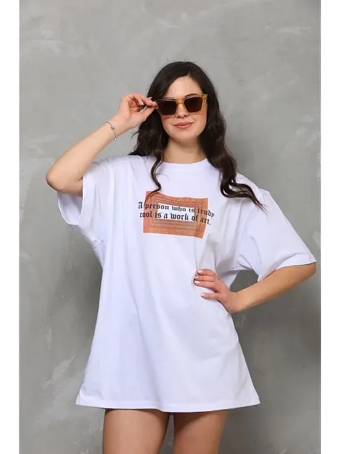 Kadın Baskılı T-shirt Kısa Kol Bisiklet Yaka Oversize Rahat Kalıp Tişört - Beyaz