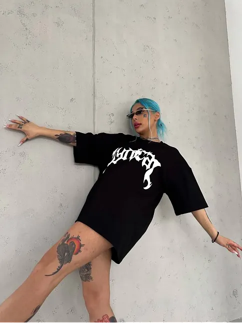Kadın Bisiklet Yaka Baskılı Oversize Kısa Kol  T-shirt - Siyah