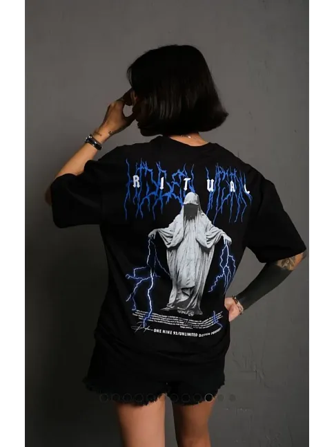Kadın Bisiklet Yaka Baskılı Oversize  Kısa Kol T-shirt - Siyah