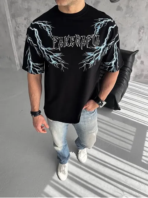 Erkek Bisiklet Yaka Yıldırım Baskılı  Kısa Kol T-shirt-siyah