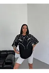Kadın Yıldırım Şimşek Baskılı T-shirt Kısa Kol Bisiklet Yaka Oversize Tişört - Siyah