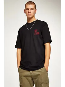 Erkek Baskılı T-shirt Kısa Kol Bisiklet Yaka Regular Fit Rahat Kalıp Tişört - Siyah