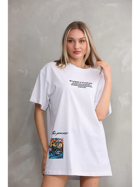 Kadın Bisiklet Yaka Baskılı Oversize T-shirt - Beyaz