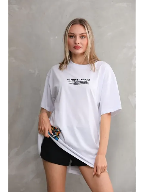 Kadın Bisiklet Yaka Baskılı Oversize T-shirt - Beyaz