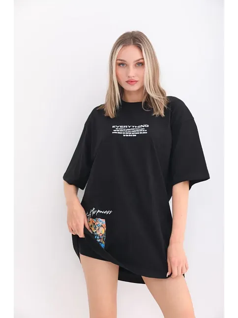 Kadın  Bisiklet Yaka Baskılı Oversize T-shirt - Siyah