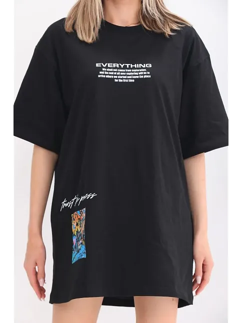 Kadın  Bisiklet Yaka Baskılı Oversize T-shirt - Siyah