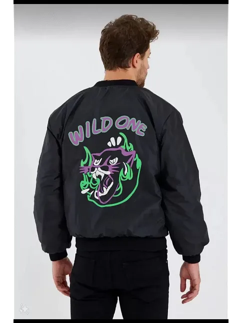 Wild One Baskılı Erkek Bomber Mont – Panter Desenli, Fermuarlı, Kapitone Astarlı Ceket - Siyah