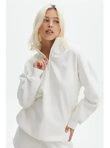 Kadın 3 İplik Pamuklu Oversize Yarım Fermuarlı Yakalı Basic Sweatshirt - Beyaz