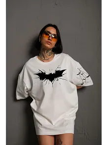 Kadın Bisiklet Yaka Tişort Ön Ve Kol Yarasa Baskılı T-shirt  - Beyaz
