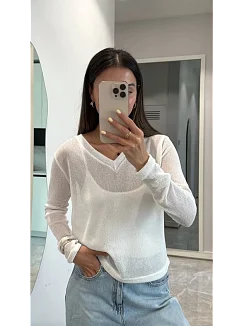 Kadın V Yaka Uzun Kollu Triko İnce Bluz - Beyaz Kadın V Yaka Uzun Kollu Triko İnce Bluz - Beyaz