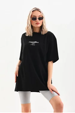Kadın Baskılı Oversize Kısa Kol T-shirt - Siyah Kadın Baskılı Oversize Kısa Kol T-shirt - Siyah