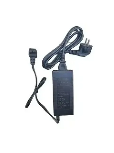 Buzdolabı 220-12 Volt Çevirici Adaptör (30016a) Buzdolabı 220-12 Volt Çevirici Adaptör (30016a)