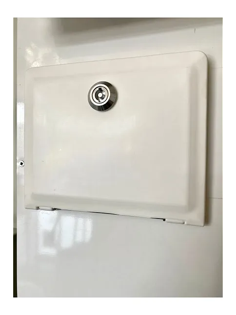 Karavan Dış Elektrik Girişi + 220 Priz Kilitli Kapak (6028a)